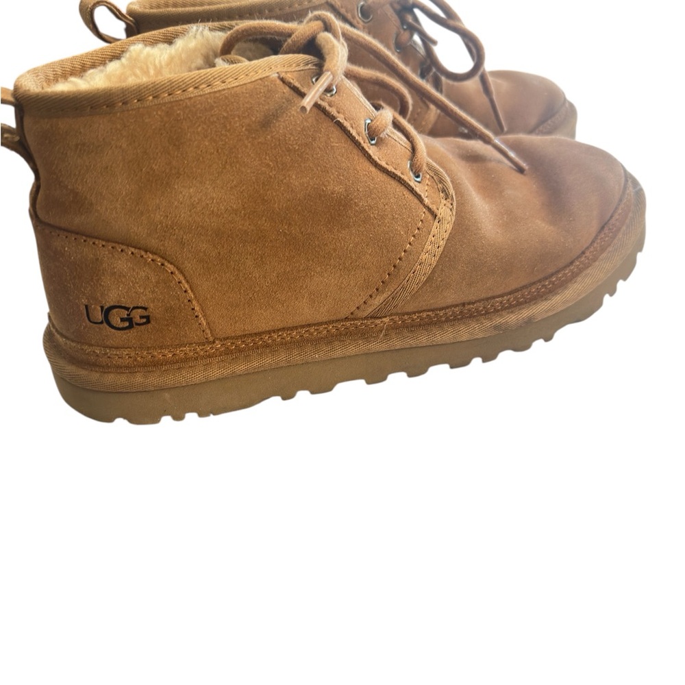 UGG women’s mini bootie’s Brown Chukka Boots